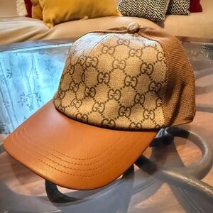 Authentic Gucci GG Supreme Trucker Hat Leather Brim Adjustable Brown